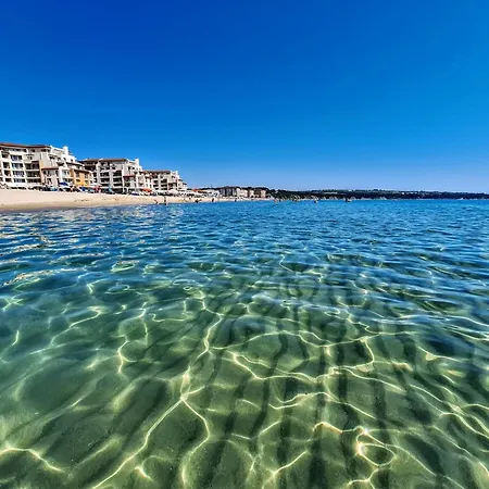 شقة студио водолей